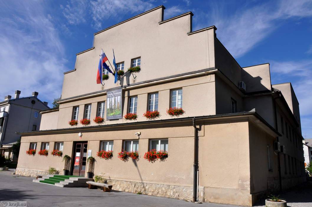 Seškov dom Kočevje